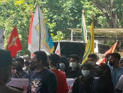 Puluhan Mahasiswa Gelar Aksi Demonstrasi, Tuntut Gubernur NTT Mundur
