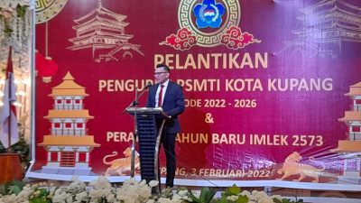 Terpilih Aklamasi, Fransisco Bessi Resmi Dilantik Jadi Ketua PSMTI Kota Kupang
