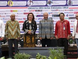 Diskusi Publik Empat Tahun Victory-Joss, Zet Malelak Beri Kritik Konstruktif