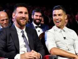 Respect! Ronaldo Kirim Pesan Ucapan Selamat Kepada Messi