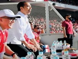 Presiden Jokowi Saksikan Semifinal Piala AFF Indonesia vs Vietnam di Stadion GBK