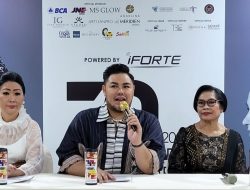 Dekranasda NTT Gandeng Ivan Gunawan Gelar Fashion Show Tenun Sumba Timur