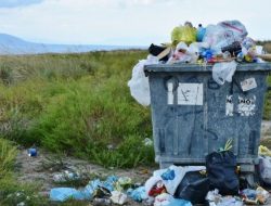 George Hadjoh Bakal Tindak Tegas Pelaku yang Buang Sampah Sembarang