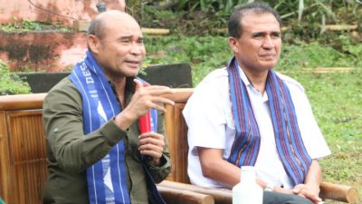 Kunker ke Adonara, Gubernur Viktor Resmikan Alat Penyuling Air Laut di Desa Pledo