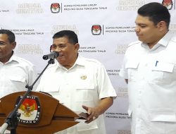 Daftarkan Bacaleg ke KPU NTT, Esthon Foenay Gelorakan Pesan Damai