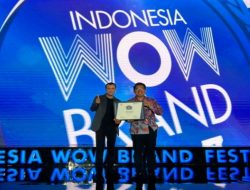 JNE Raih Penghargaan Gold Champion Kategori Courier Service Indonesia WOW Brand 2023