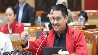 Menpora Bakal Wajibkan Olahraga Senam di Seluruh Sekolah