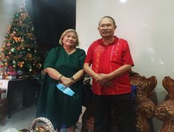 Maju DPR RI, Daniel Adoe Beri Wejangan untuk Adolfina Koamesakh