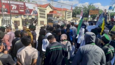 Aksi Demo Cipayung Plus Tuntut Kejelasan Hukum Kasus Kematian Tak Wajar Mahasiswa di Kota Kupang