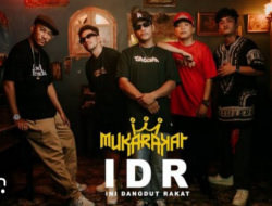 MukaRakat Guncang Panggung Festival Golo Curu, Hadirkan Pesan Budaya Lewat Musik Hip-Hop