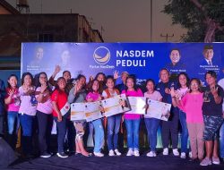 DPW NasDem NTT Bagikan Voucher Gratis Pemeriksaan Kanker Payudara di RS Siloam Kupang
