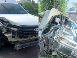 Tragis! Ambulance Tabrak Mobil Pick Up, Dua Penumpang Luka Parah