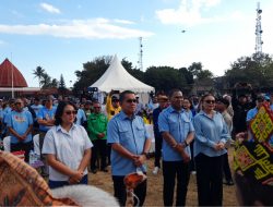 Belasan Ribuan Massa Hadiri Deklarasi Melki-Johni di Kota SoE, Disambut Tarian Cakalele dan Natoni