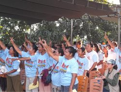 Petani Oesao Kompak Nyanyi ‘Oke Gas’ dan Pose Dua Jari untuk Paket MELKI-JOHNI