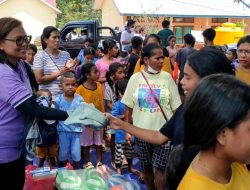Yayasan D’Asadoma Salurkan Ratusan Paket Bantuan untuk Pengungsi Gunung Lewotobi