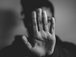 Diduga Lecehkan IRT, Oknum Anggota DPRD Rote Ndao Dilaporkan ke Polisi