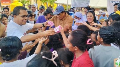 Melki Laka Lena Beri Semangat Para Penyintas Erupsi Lewotobi