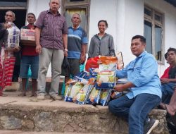 Anggota DPRD NTT dari Fraksi PKB Beri Bantuan ke Warga Desa Bitobe