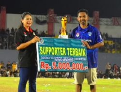 Persebata Lembata Runner-Up, Lomblen Mania Dinobatkan Jadi Suporter Terbaik Liga 4 ETMC 2025