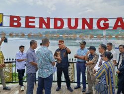 Gubernur Melki Laka Lena Cek Bendungan Temef, Pastikan Air Mengalir ke Sawah Petani