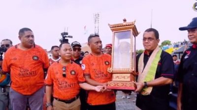 PSN Ngada Serahkan Trofi ETMC ke Pemprov NTT, Gubernur Melki: Semoga Turnamen Berjalan Lancar