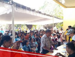 Warga Kota Kupang Serbu Pasar Murah Golkar, 1000 Paket Sembako Ludes