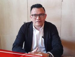 Fransisco Bessi Sindir Natalia Rusli: Baca Berita Jangan Cuma Judul