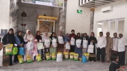 PT Pelindo Salurkan Ratusan Paket Sembako untuk Anak Yatim dan Dhuafa