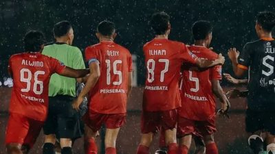 Miris! Gaji Pemain Persebata Belum Dibayar hingga Viral di Medsos