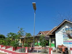 Warga Desak Kejari Alor Tersangkakan Kontraktor PJU Desa Alumang