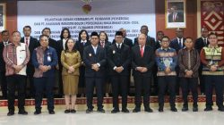 Melki Laka Lena Lantik Revi Adiana Jadi Dirkep Bank NTT