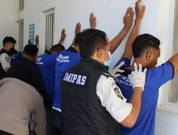 Razia Gabungan di Lapas Kupang, Petugas Sita Barang Berbahaya di Blok Hunian