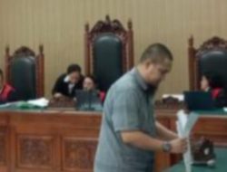 JPU Tuntut Ade Kuswandi 3 Tahun Penjara Usai Terbukti Palsukan Dokumen