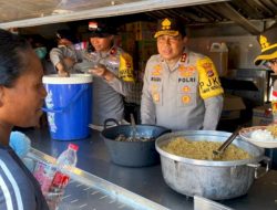 Dapur Lapangan Polri Bantu Pengungsi Gempa Ngada Lewati Masa Sulit