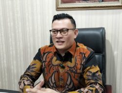 Fransisco Bessi Bantah Izhak Rihi Minta Damai dengan Bildad Thonak
