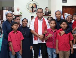 Melki Serahkan Bantuan Sembako dan Alat Tulis untuk Anak Panti Bhakti Luhur