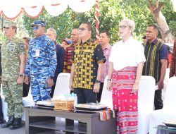 Melki Buka Pawai Pembangunan dan Karnaval Budaya Sambut HUT ke-81 RI