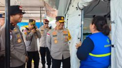 Kapolda Rudi Darmoko Temui Gempita, Bayi yang Lahir Saat Gempa Flores