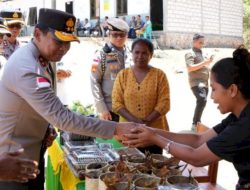 Dukung Ekonomi Warga, Kapolda Rudi Darmoko Borong Produk UMKM di TTS