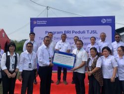 BRI Serahkan Ambulans untuk Dukung Layanan Kesehatan di RSUD Ruteng