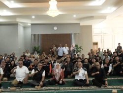 Melki Beri Piagam untuk Relawan dan Pemprov NTB yang Bantu Korban Gempa Flores